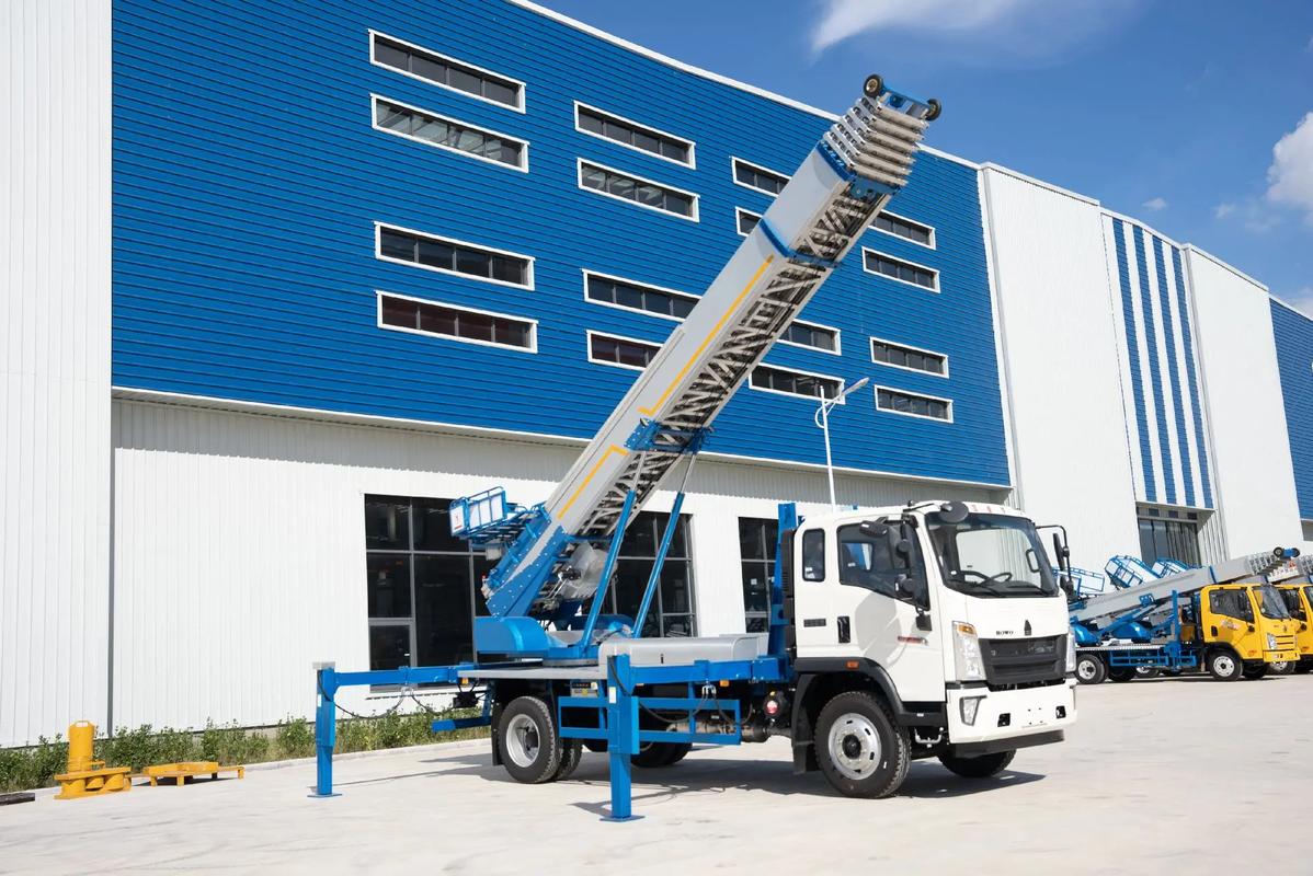 邹城小型云梯车上料车租赁多少钱