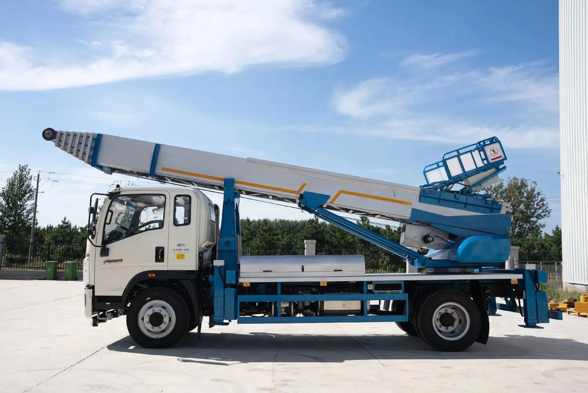 邹城云梯上料车租赁费用