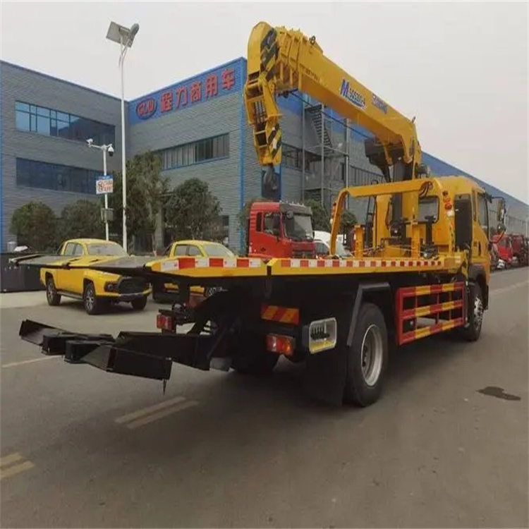 邹城附近小随车吊出租电话，轻松解决搬运烦恼